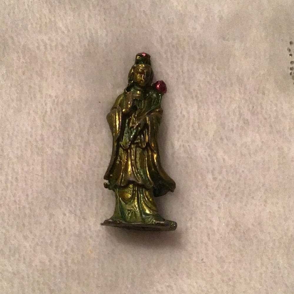 Miniature 1inch Qwan Yin Figurine